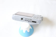 Load image into Gallery viewer, SONY Cyber-shot DSC-T9 シルバー【完動品/希少✨】オールドコンデジ
