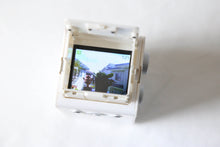 Load image into Gallery viewer, BONZART AMPEL【完動品/美品✨】希少❗️2眼レフトイデジ｜ましかく写真📸
