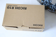 Load image into Gallery viewer, RICOH R10【完動品/美品✨】オールドコンデジ｜CCDセンサー
