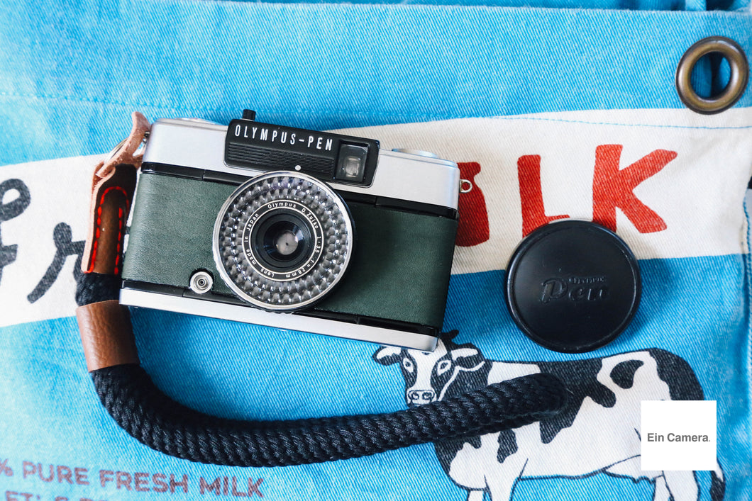 OLYMPUS PEN EE-3 グリーンフォレスト🌳【完動品】ハーフカメラ・ケース&ストラップ付き❗️