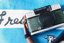 画像をギャラリービューアに読み込む, OLYMPUS PEN EE-3 グリーンフォレスト🌳【完動品】ハーフカメラ・ケース&amp;ストラップ付き❗️
