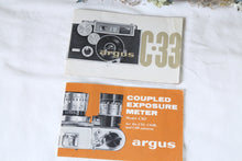 Load image into Gallery viewer, Argus C33 最終型【超希少❗️ 完動品】実写済み✨アメリカのレンジファインダーカメラ🇺🇸🗽
