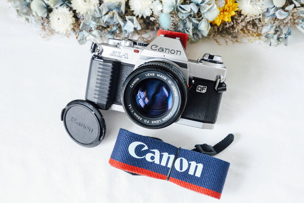 ✨完動品✨ Canon AL-1 単四電池対応 📸 明るい50mm F1.4レンズ付き 🌟 ピント合わせランプ機能付