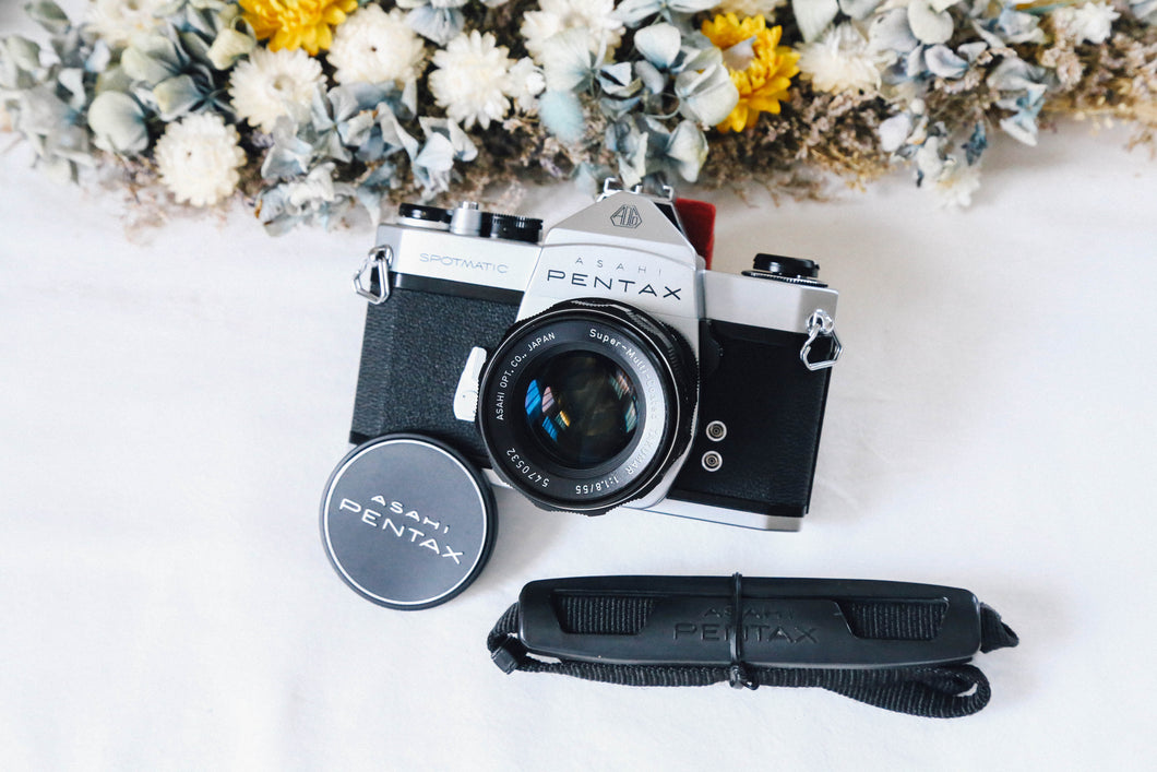 PENTAX SP(SV)【完動品】フィルム一眼レフカメラ&明るいタクマーレンズ付き❗️