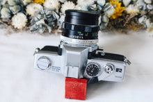 Load image into Gallery viewer, ✨世界中で愛された名機 📸 Minolta SRT101 &amp; 55mmF1.7✨(SV)【完動品】
