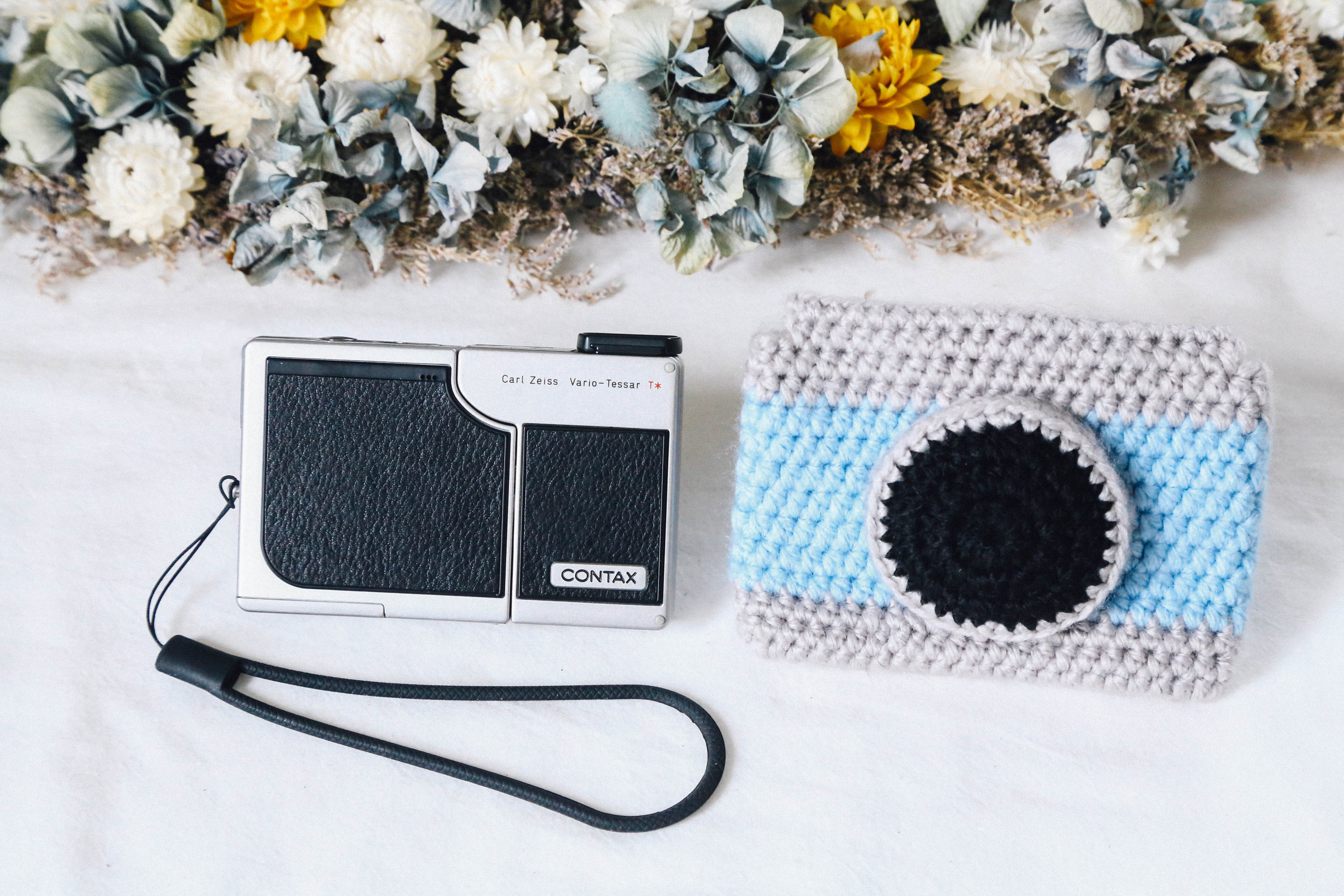 Rare CONTAX SL300RT: Slim, Stylish, and Lightweight. Perfectly