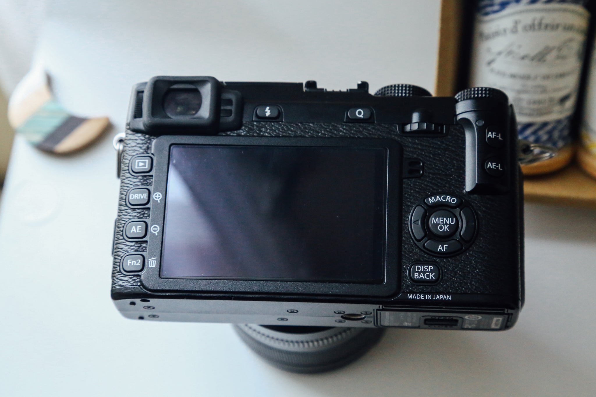 デジタルカメラ Fujifilm xe 2 FUJIFILM XE-2 明るいズームレンズ付き【完動品】【実写済み