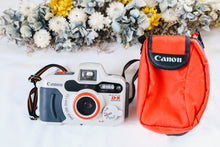Load image into Gallery viewer, Canon Autoboy D5 📸🎞️ 水中も陸上もOKな全天候型コンパクトフィルムカメラ🏄‍♂️🌊【完動品】状態◎
