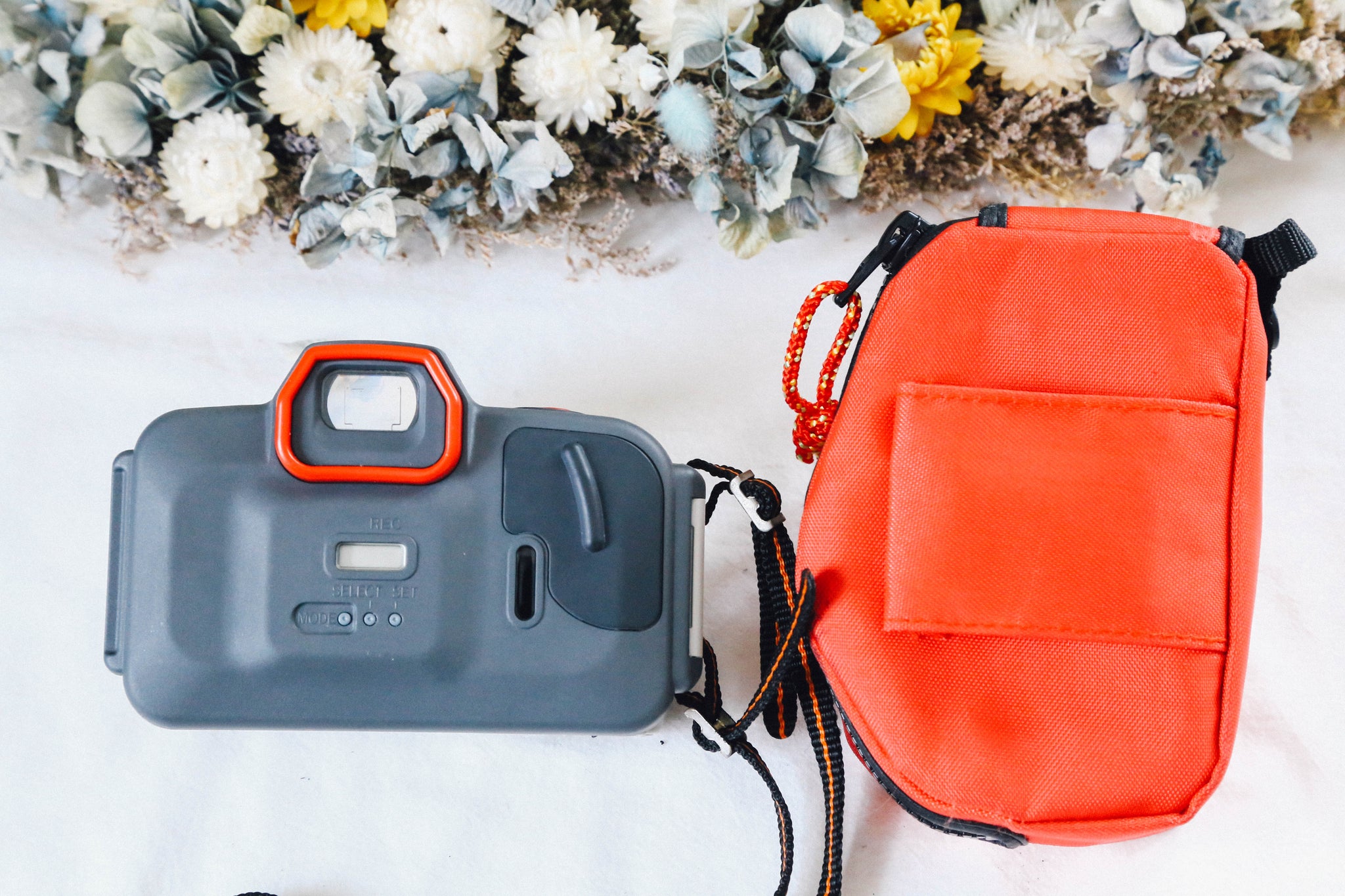 Canon Autoboy D5 📸🎞️ 水中も陸上もOKな全天候型コンパクト