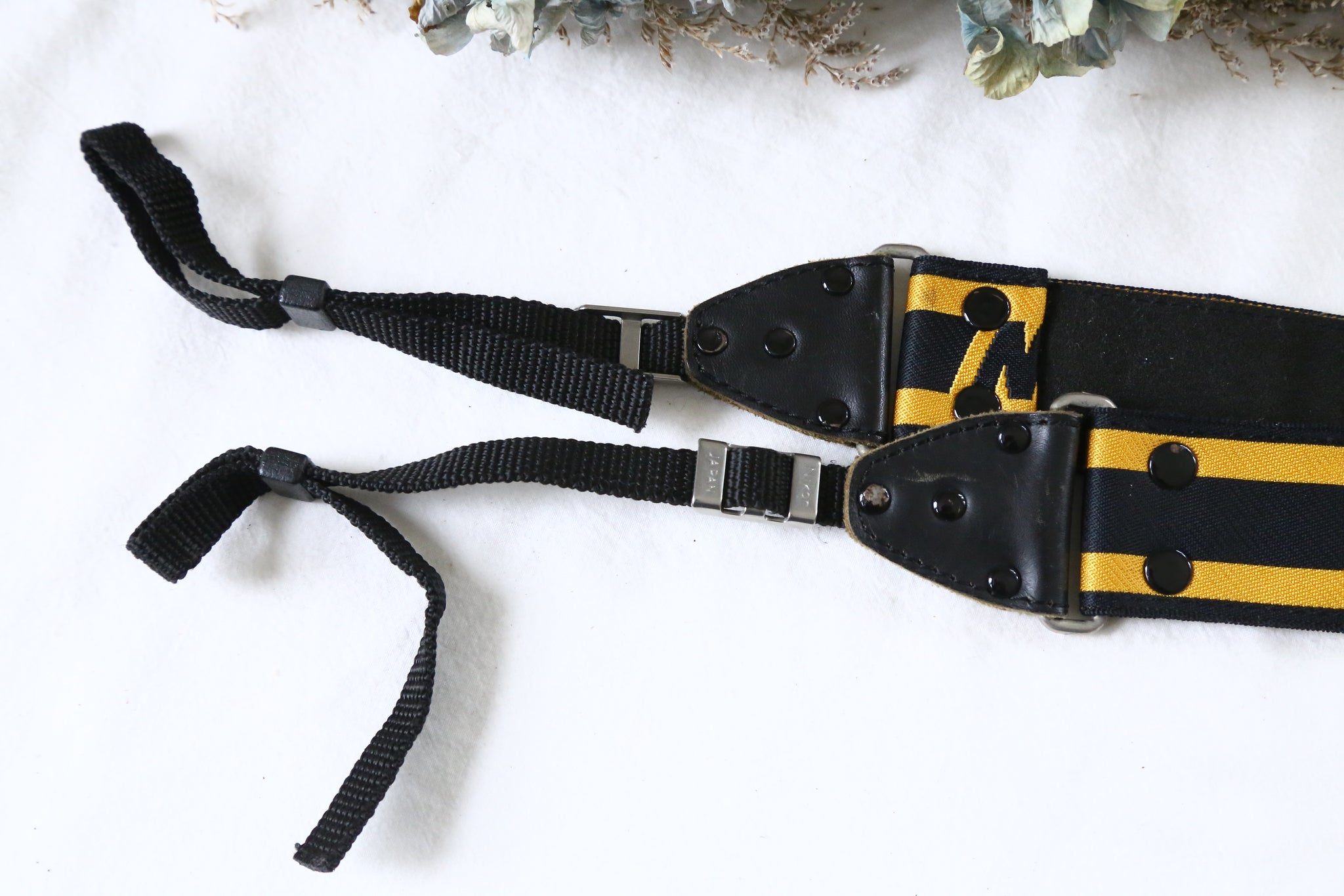 Nikon 純正ストラップ 🎞️ ビンテージ 黄×黒デザイン カメラ用