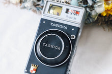 Load image into Gallery viewer, Yashica Rapide 博物館級のハーフカメラ🕰️✨　博物館級の超希少❗️　【動作品】
