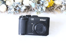 Load image into Gallery viewer, Nikon Coolpix P6000 状態◎ | CCDセンサー搭載 | オールドコンデジ　【完動品】
