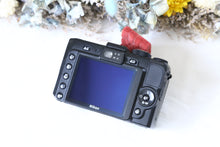 Load image into Gallery viewer, Nikon Coolpix P6000 状態◎ | CCDセンサー搭載 | オールドコンデジ　【完動品】
