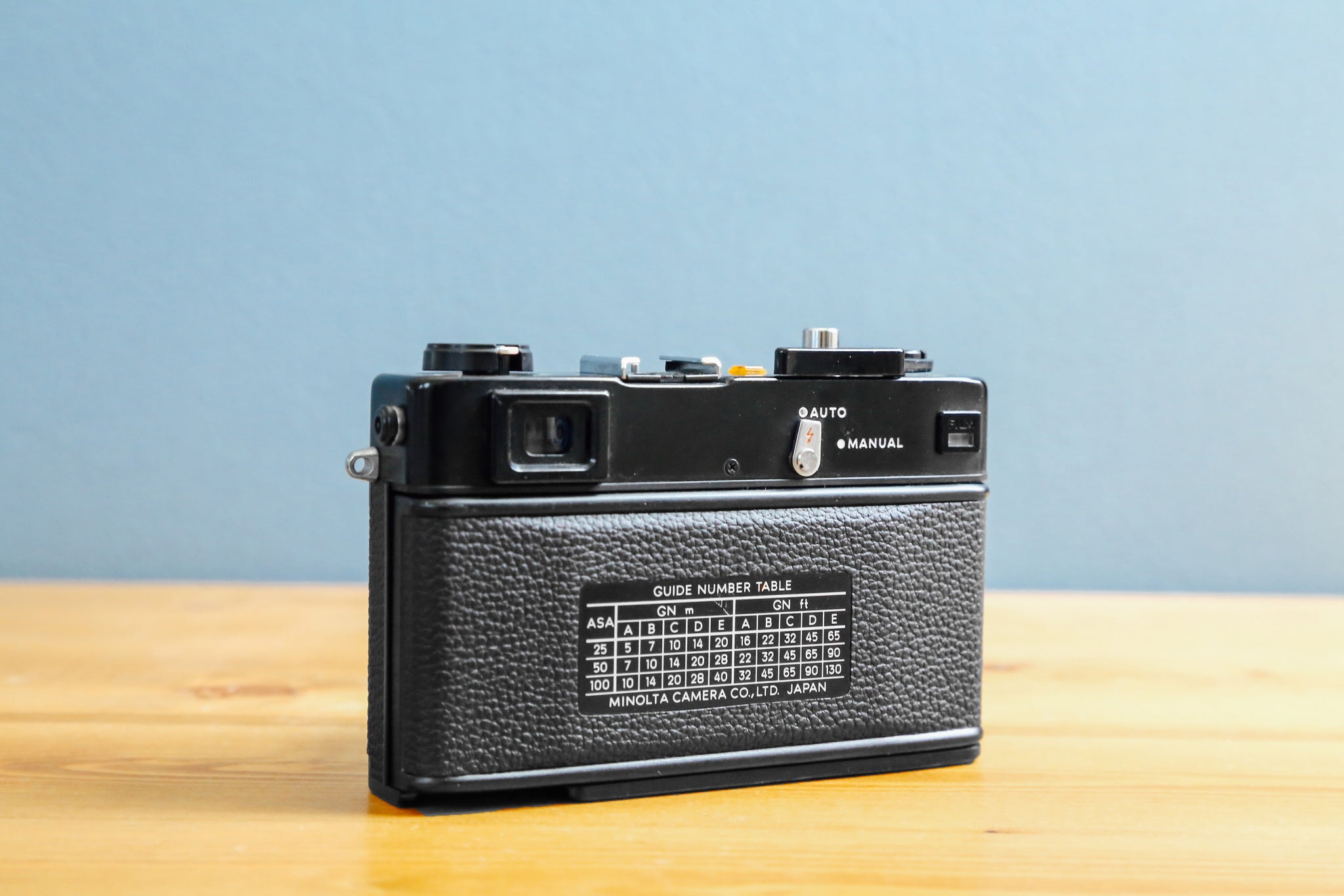 Minolta Hi-Matic E（BK）【完動品】 – Ein Camera