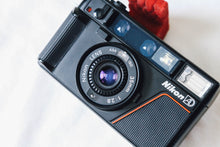 Load image into Gallery viewer, Nikon L35AD 通称:ピカイチ🌟全自動フィルムカメラ【完動品】
