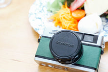 Load image into Gallery viewer, OLYMPUS 35DC エメラルドグリーン【完動品】
