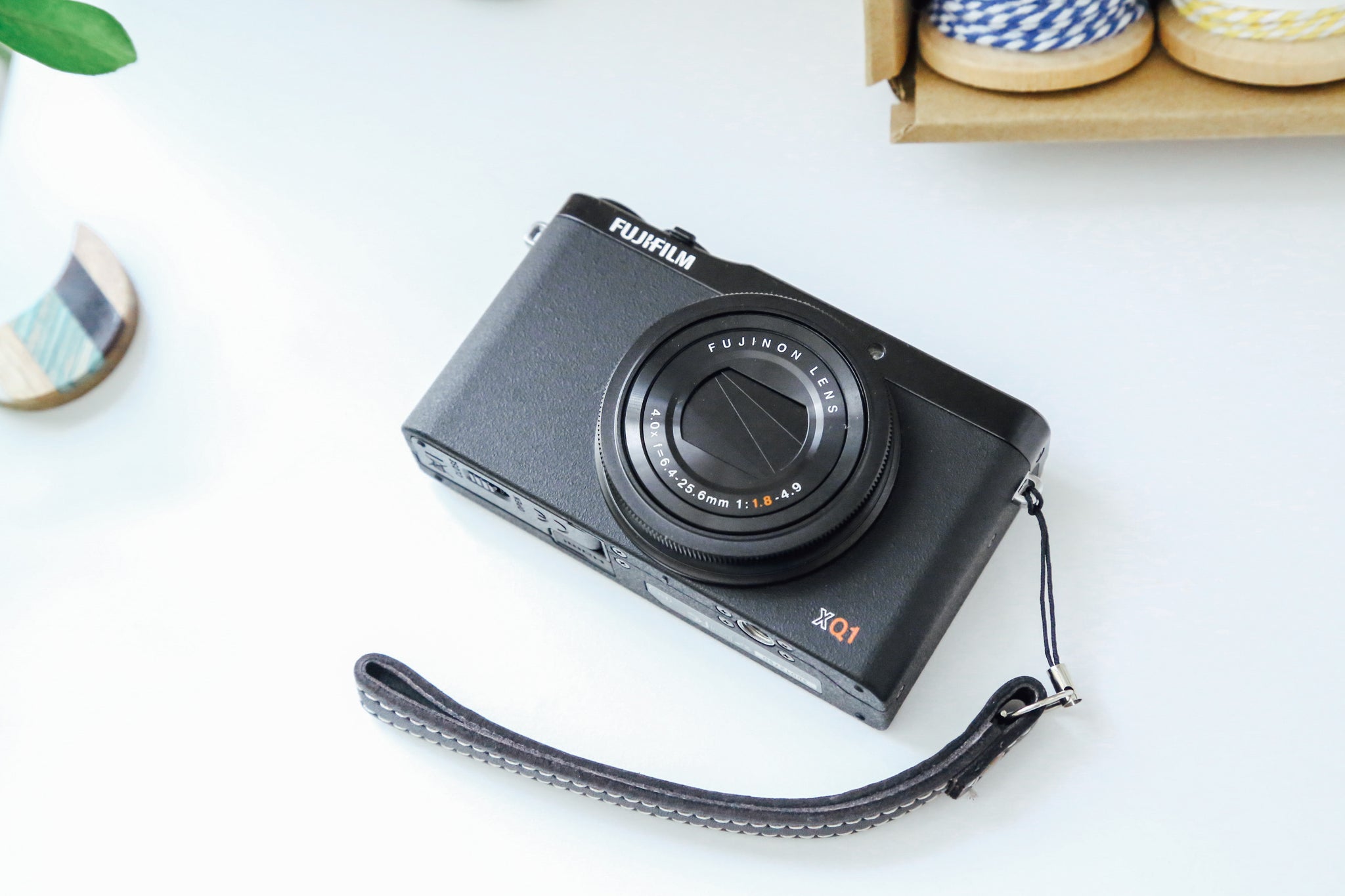 FUJIFILM XQ1【完動品】【美品❗️】【実写済み】LUMIX革ケース付き – Ein Camera