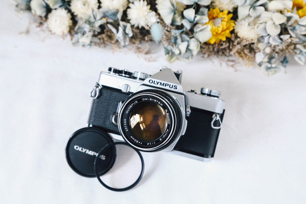 OLYMPUS OM-1 シルバー【完動品/美品✨】革変更カスタムオプション有り❗️