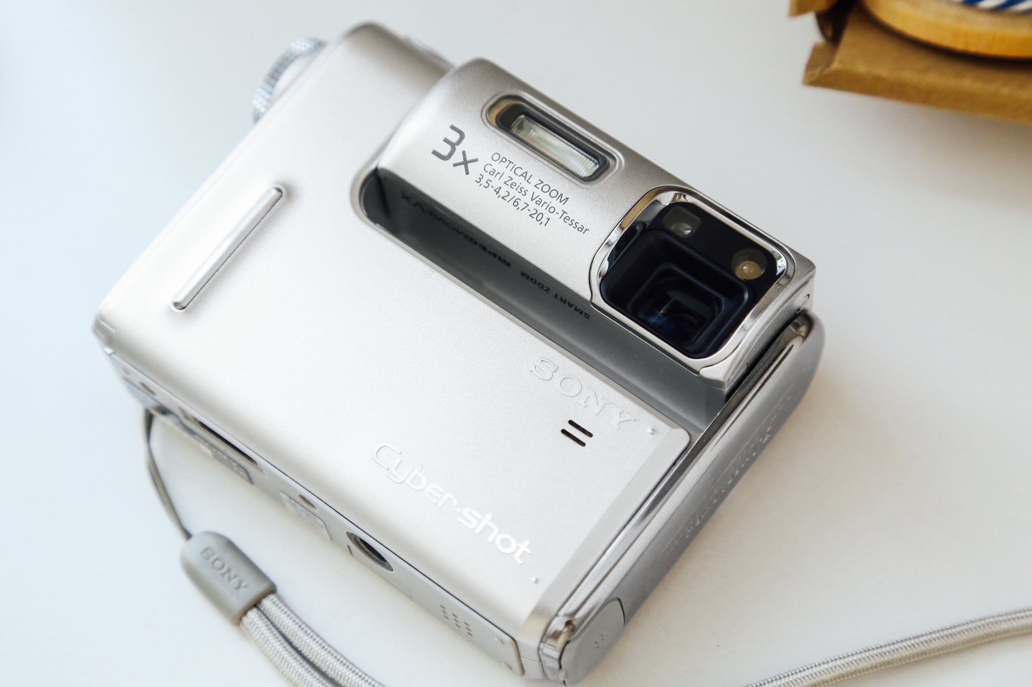 Sony Cyber-Shot DSC-F88【動作品】【実写済み❗️】状態◎ – Ein Camera