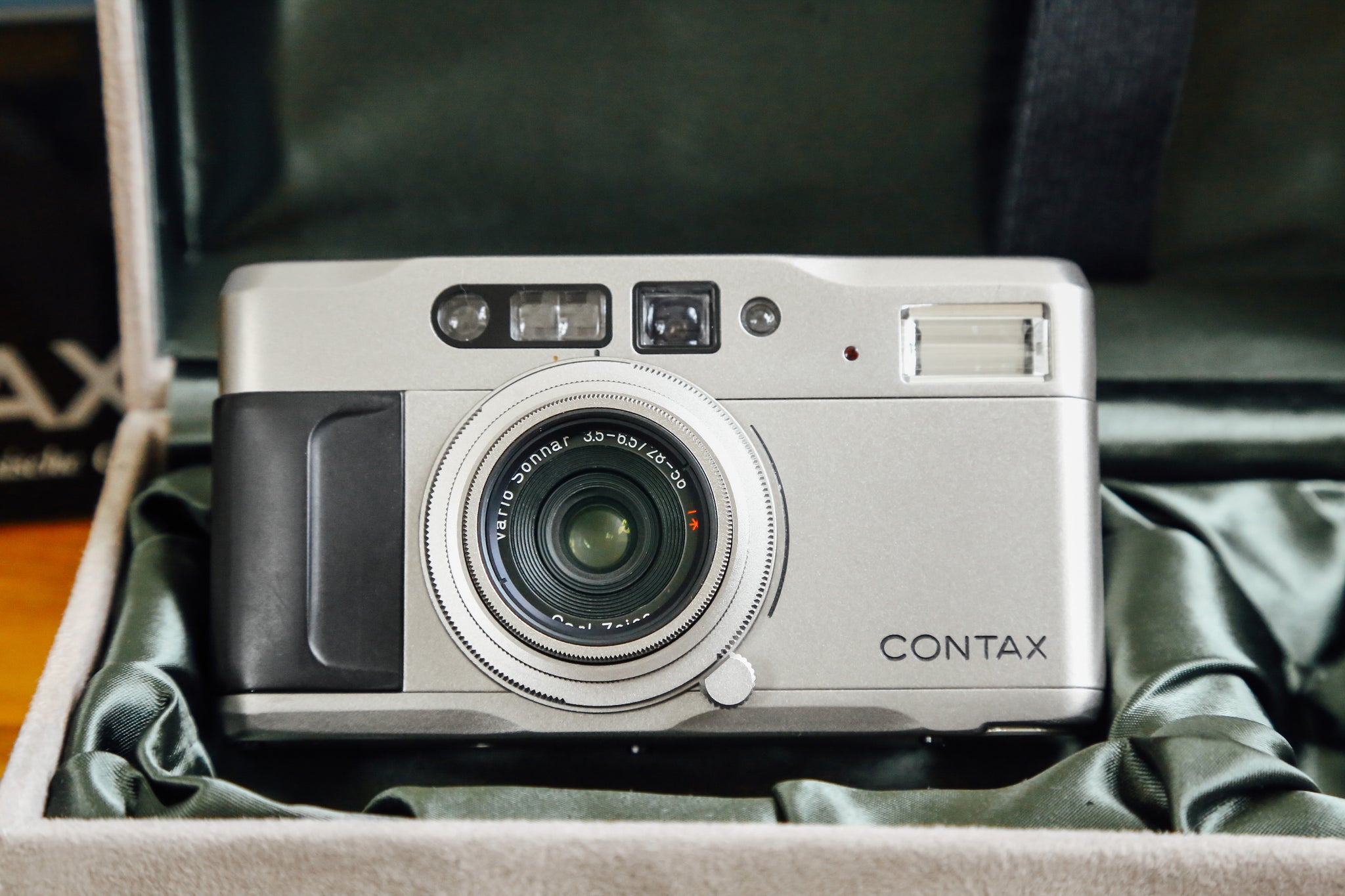 CONTAX TVS【完動品】フルセット❗️状態◎ – Ein Camera