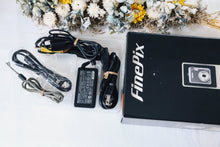 画像をギャラリービューアに読み込む, FUJIFILM FinePix V10 オレンジ【完動品/美品/希少】昭和ゲーム搭載📸✨オールドコンデジ
