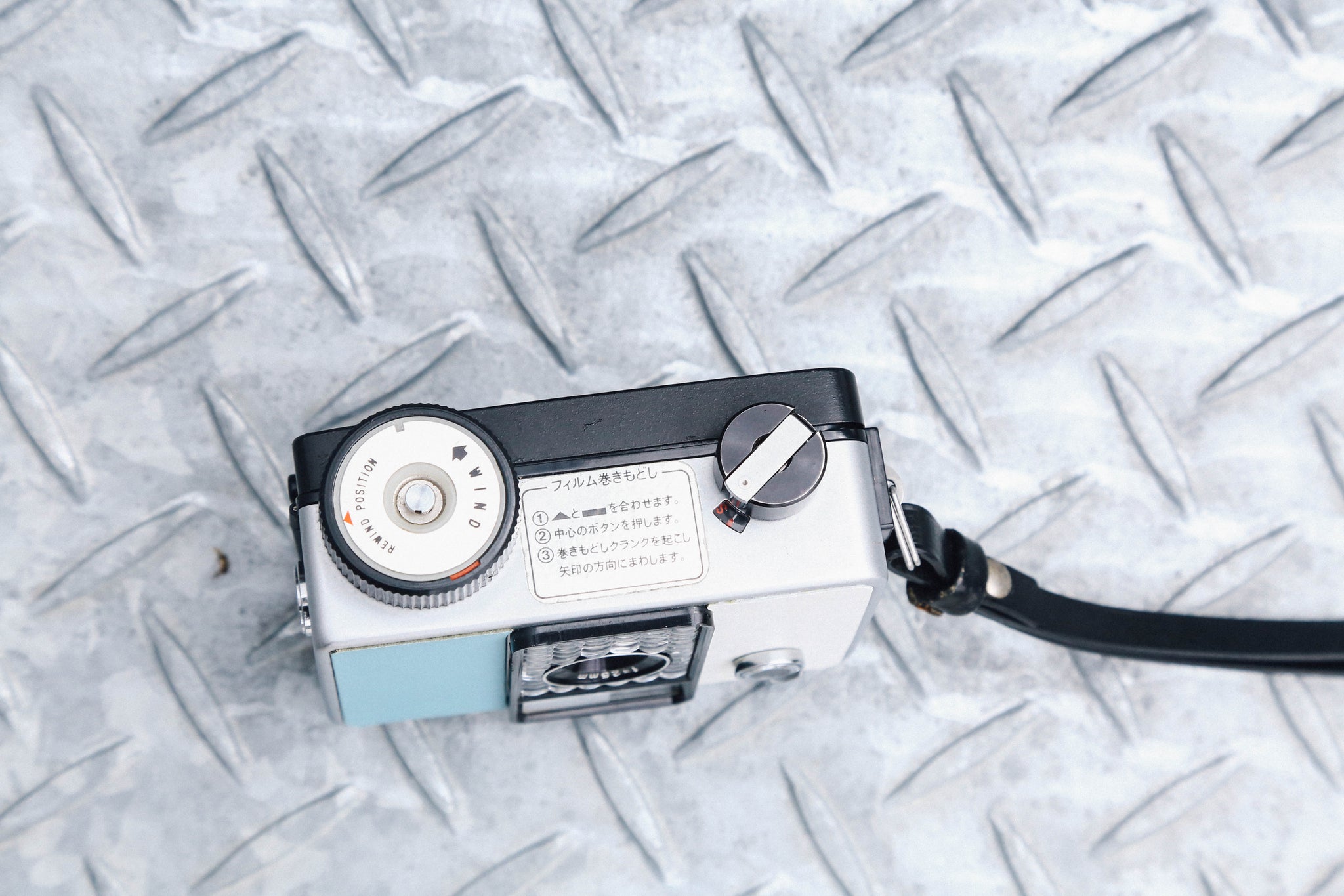RICOH AUTO HALF SE2 空と雲☁️【完動品】ハーフカメラ – Ein