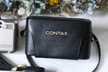 Load image into Gallery viewer, CONTAX T2 【完動品】【美品❗️】純正ハードケース&amp;データ（日付）バック(裏蓋）付き
