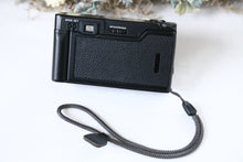 Load image into Gallery viewer, Nikon 28Ti｜美品✨希少チタン外装❗️【完動品/実写済み】付属品完備📸
