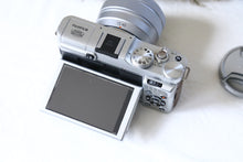 Load image into Gallery viewer, FUJIFILM X-A1 ブラウン【完動品】【美品❗️】
