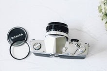 Load image into Gallery viewer, Konica AUTOREX P【完動品】途中でハーフと通常35mm版に切り替え可能なカメラ
