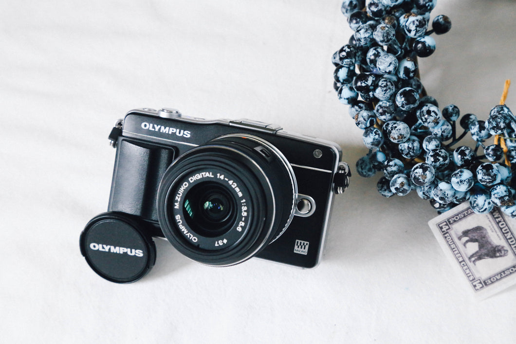 Olympus PEN mini E-PM2 ＆ 14-42mm レンズキット【完動品】美品✨ 超軽量ミラーレスデジタル一眼レフ📸初心者にも扱いやすい万能モデル🔰