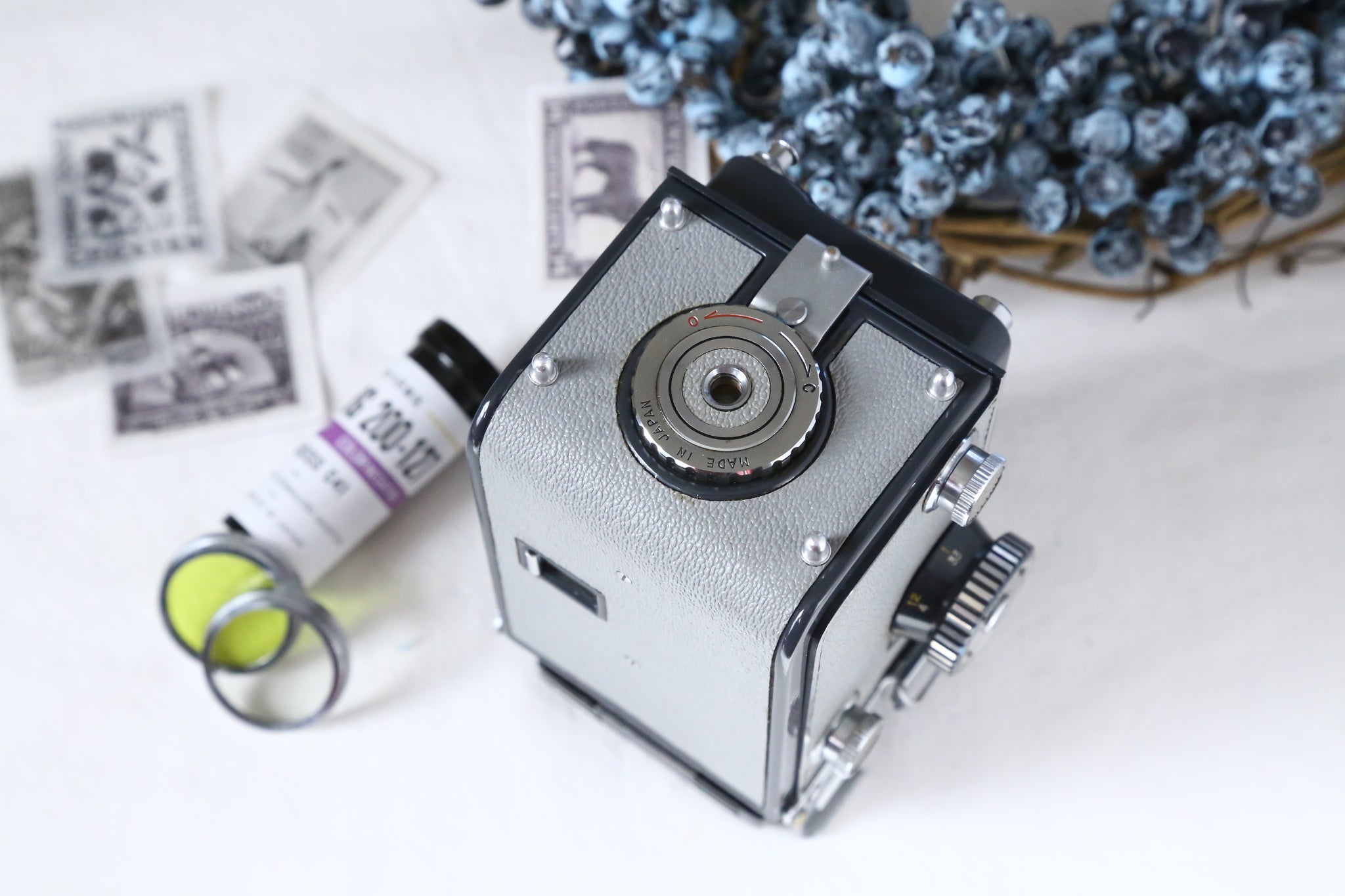 YASHICA-44 【完動品/美品✨】実写済み🎞️127mm二眼レフカメラ