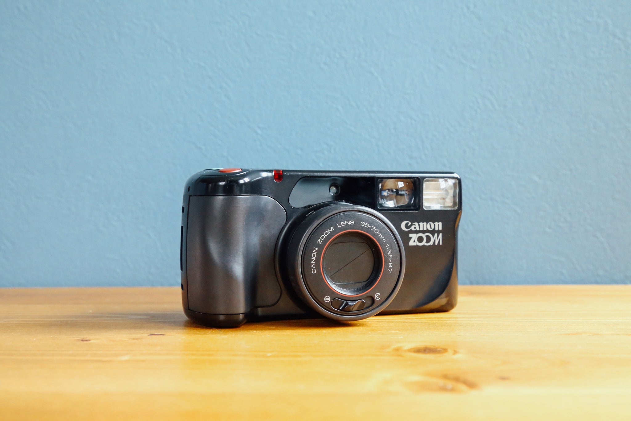 Canon Autoboy Zoom Date – Ein Camera