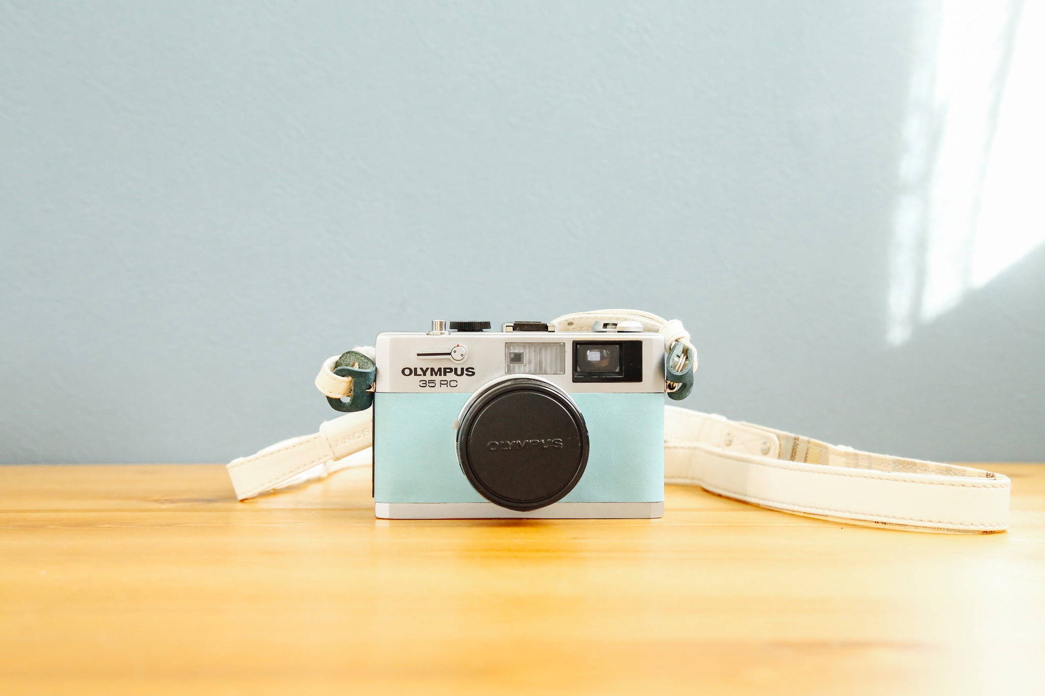 OLYMPUS 35RC オリンパス オリンパス35RC：EE搭載カメラ：カメラ製品：オリンパス