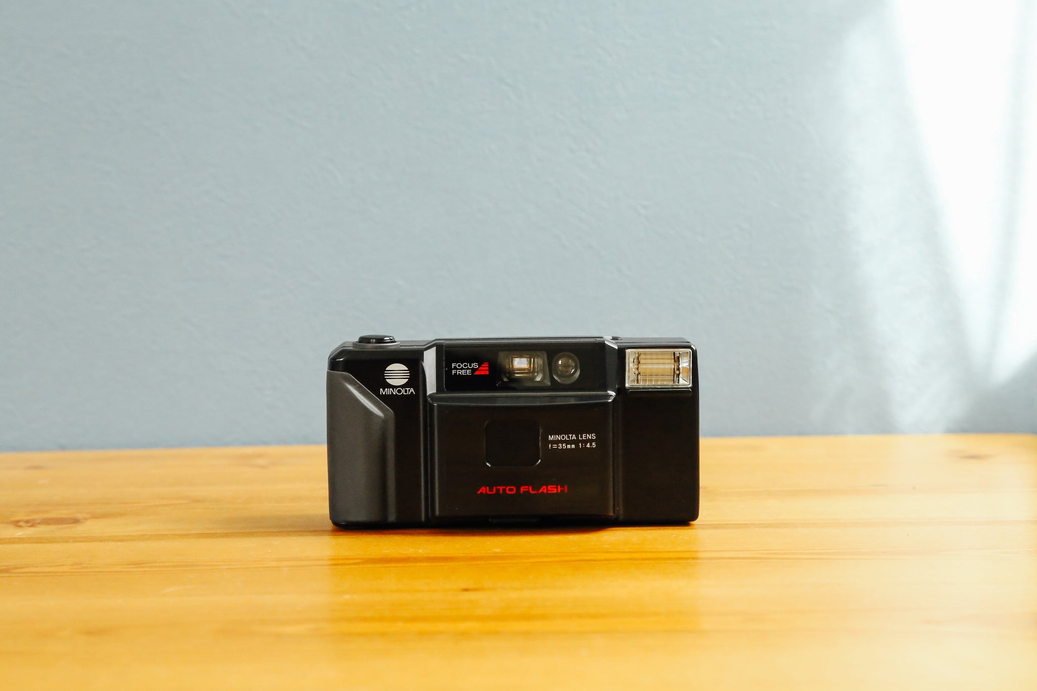 Minolta FS-E【完動品】 – Ein Camera