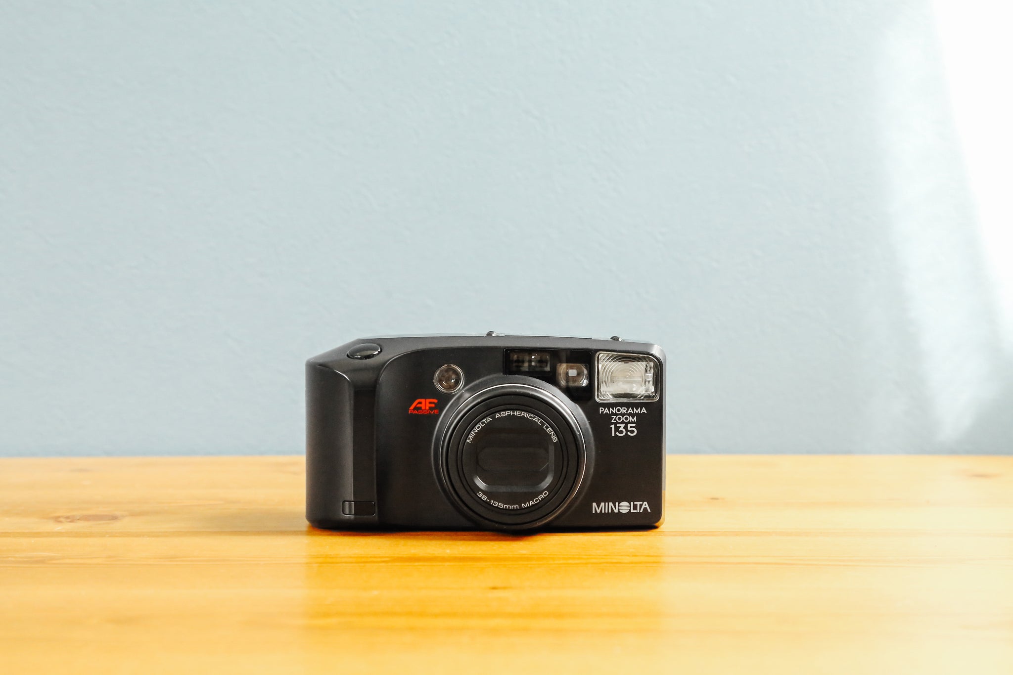 完動美品】Minolta panorama zoom 135 高級コンパクト - フィルムカメラ