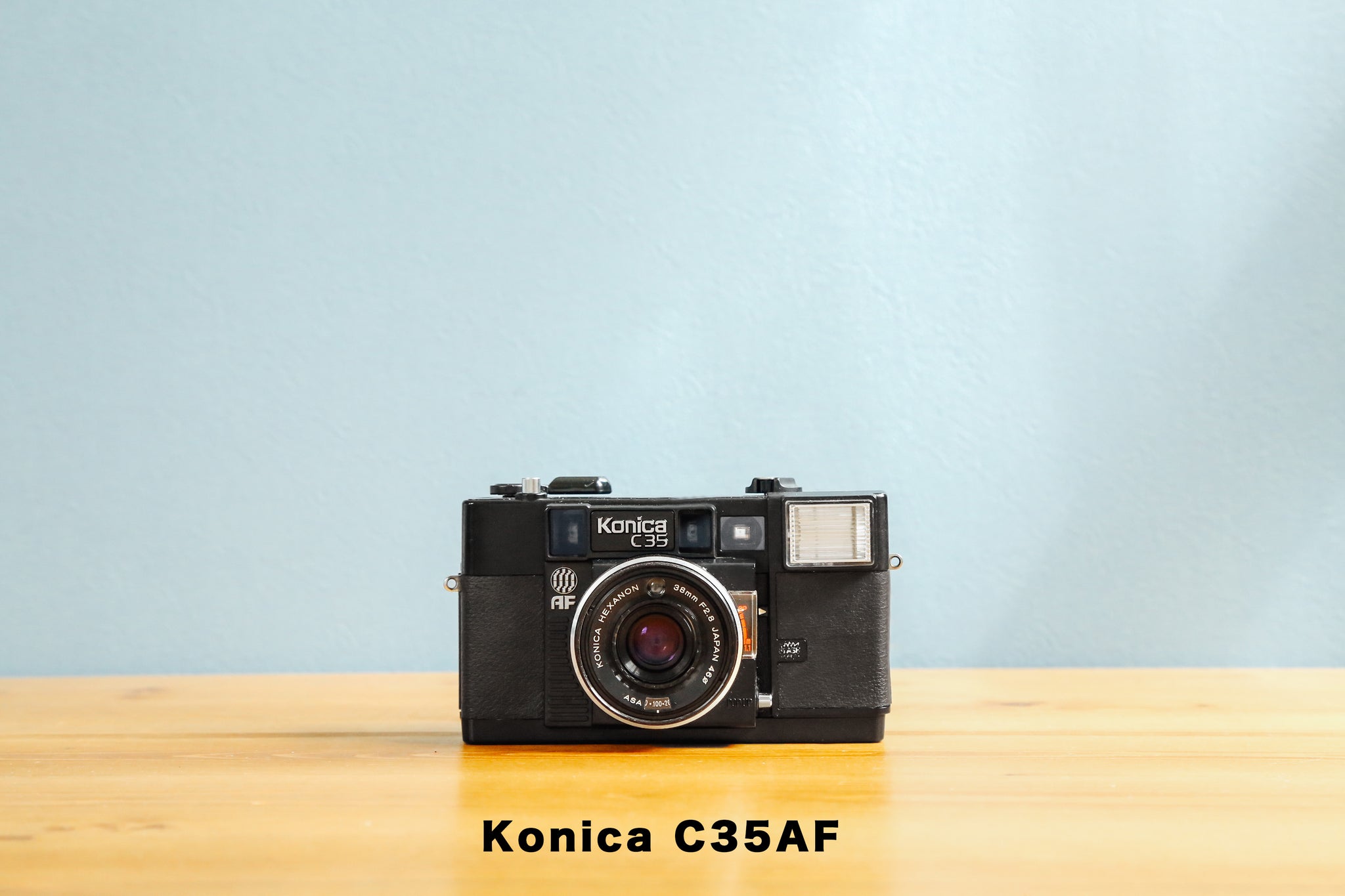 Konica C35AF【完動品】 – Ein Camera