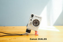 Load image into Gallery viewer, Canondial35 ハーフカメラ  oaEincamera filmcamera フィルムカメラ初心者
