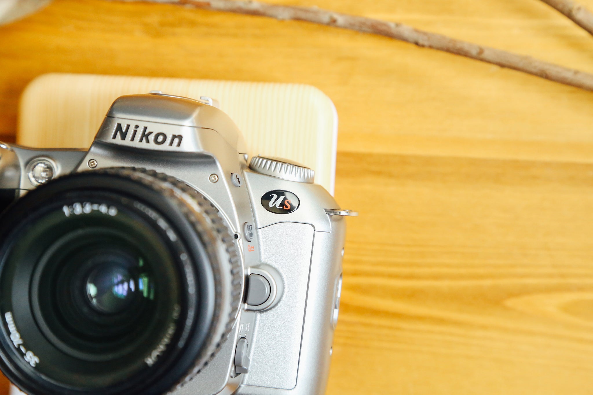 ⌘完動品！ 作例あり 電池付！ Nikon Us ズームレンズセット！⌘ ⌘完動品！ 作例あり 電池付！ Nikon Us ズームレンズセット！⌘