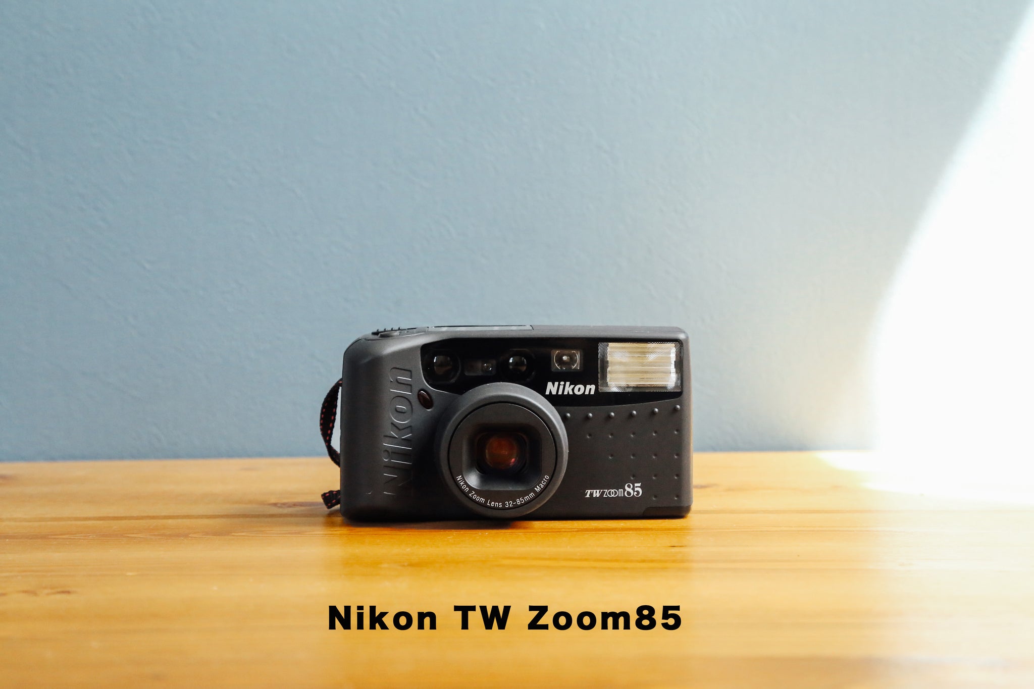 【動作確認済・美品】Nikonフィルムカメラ TW Zoom85 Nikon TW Zoom85【美品】【完動品】 – Ein Camera