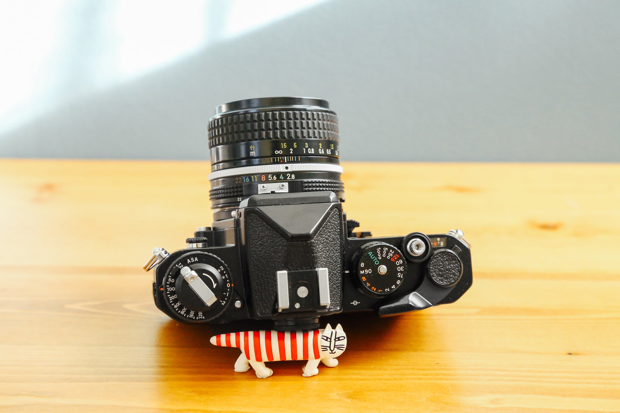 Nikon FE(BK) & Ai35mmF2.8【完動品】明るいレンズ付き・初心者でも