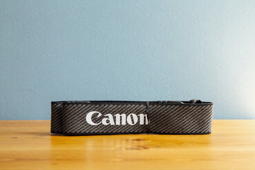 Canon strap (black and white)