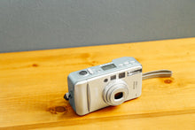 Load image into Gallery viewer, Canon Autoboy N105 [Fully working item] Fully automatic camera / Recommended for beginners
