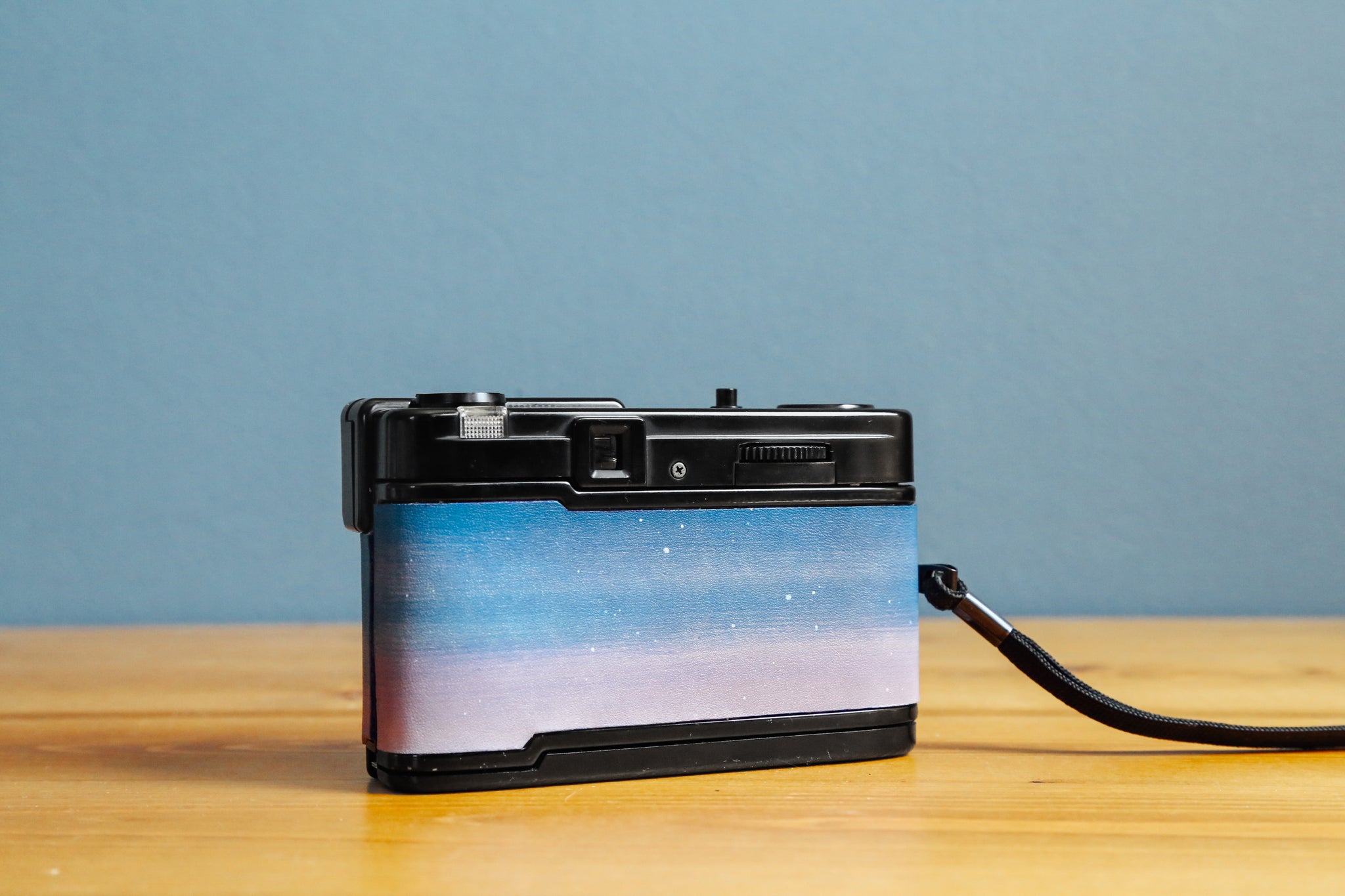☆ストロボ付きハーフカメラ☆ OLYMPUS PEN EF　㉖ OLYMPUS PEN EF ハーフカメラ フラッシュ付き❗️【完動品