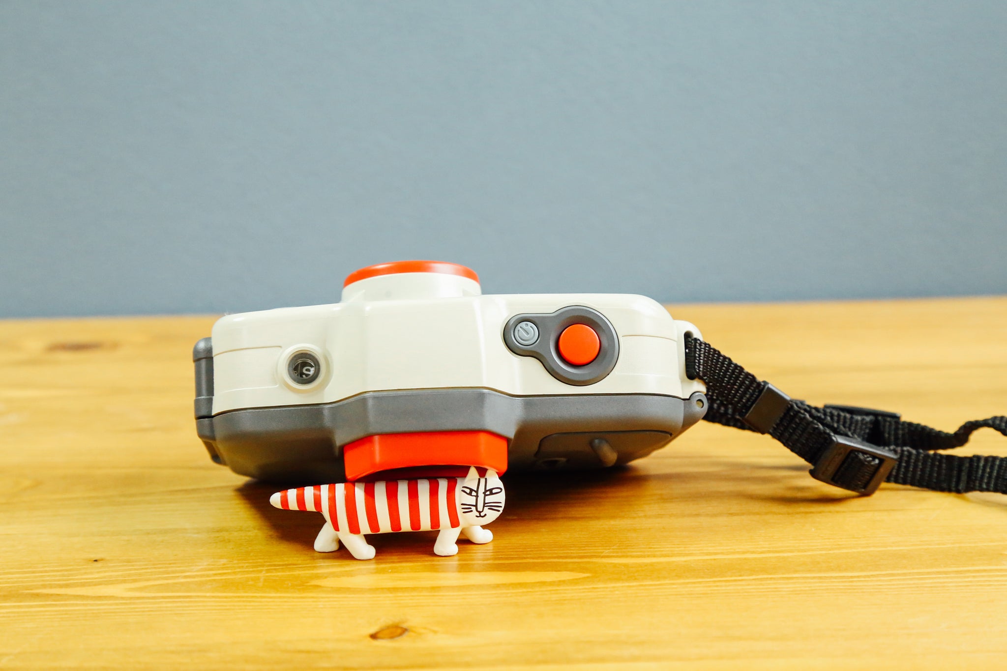 ★良品★ CANON Autoboy D5 35mm フィルムカメラ #65f ☆良品☆ CANON Autoboy D5 35mm フィルムカメラ #65f