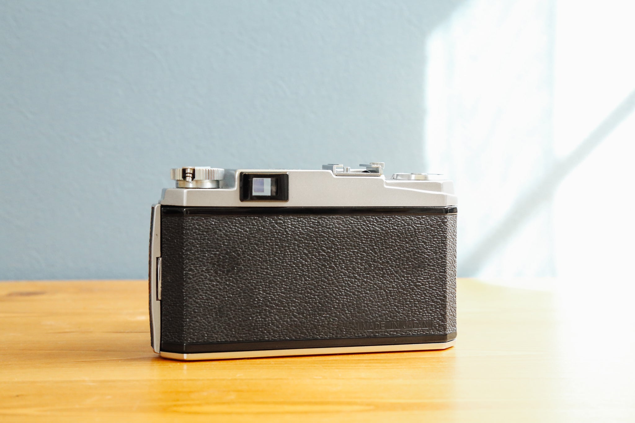 完動品】KONICA III – Ein Camera