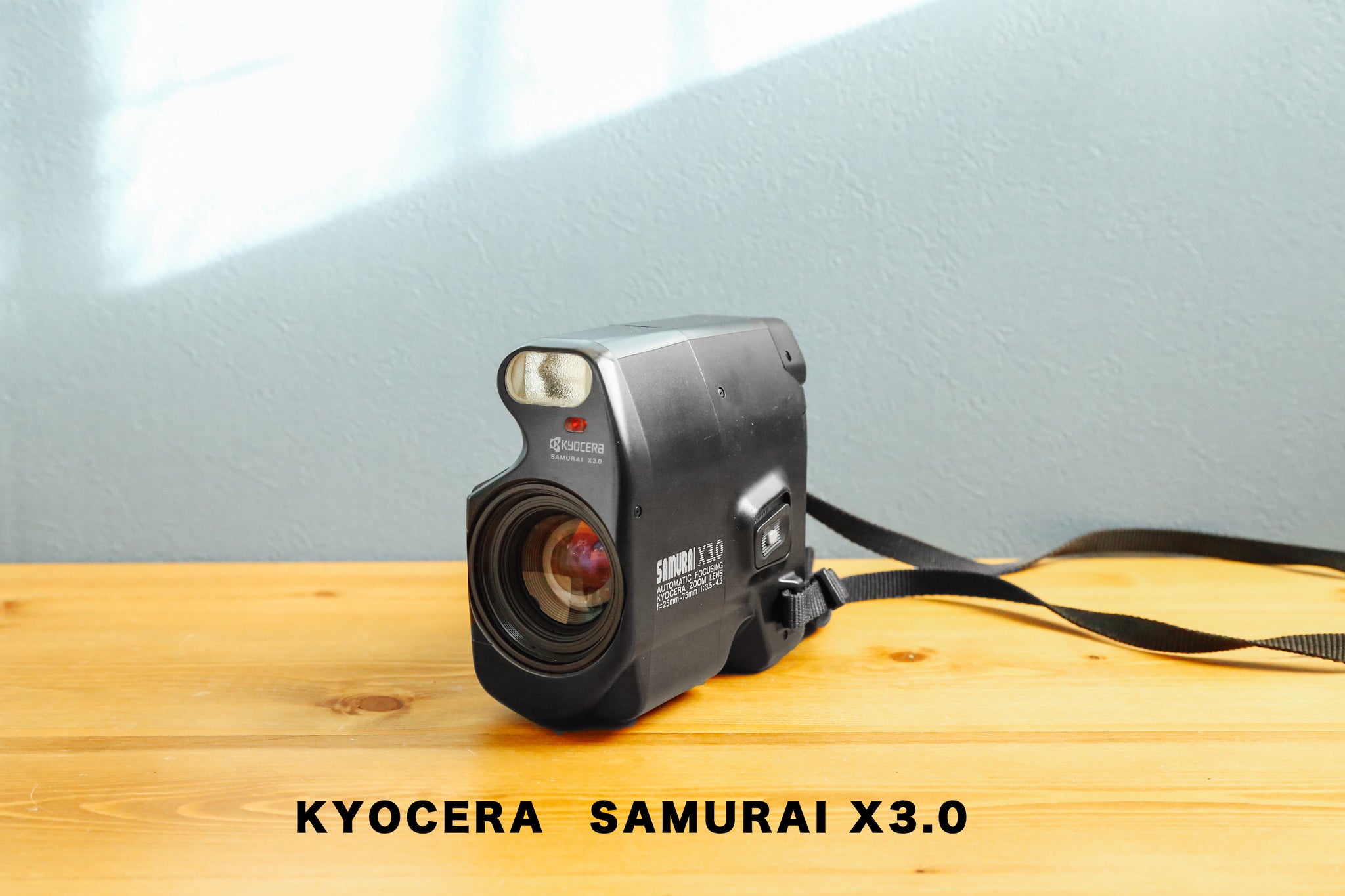 京セラ　KYOCERA SAMURAI X3.0 コンパクトフィルムカメラ