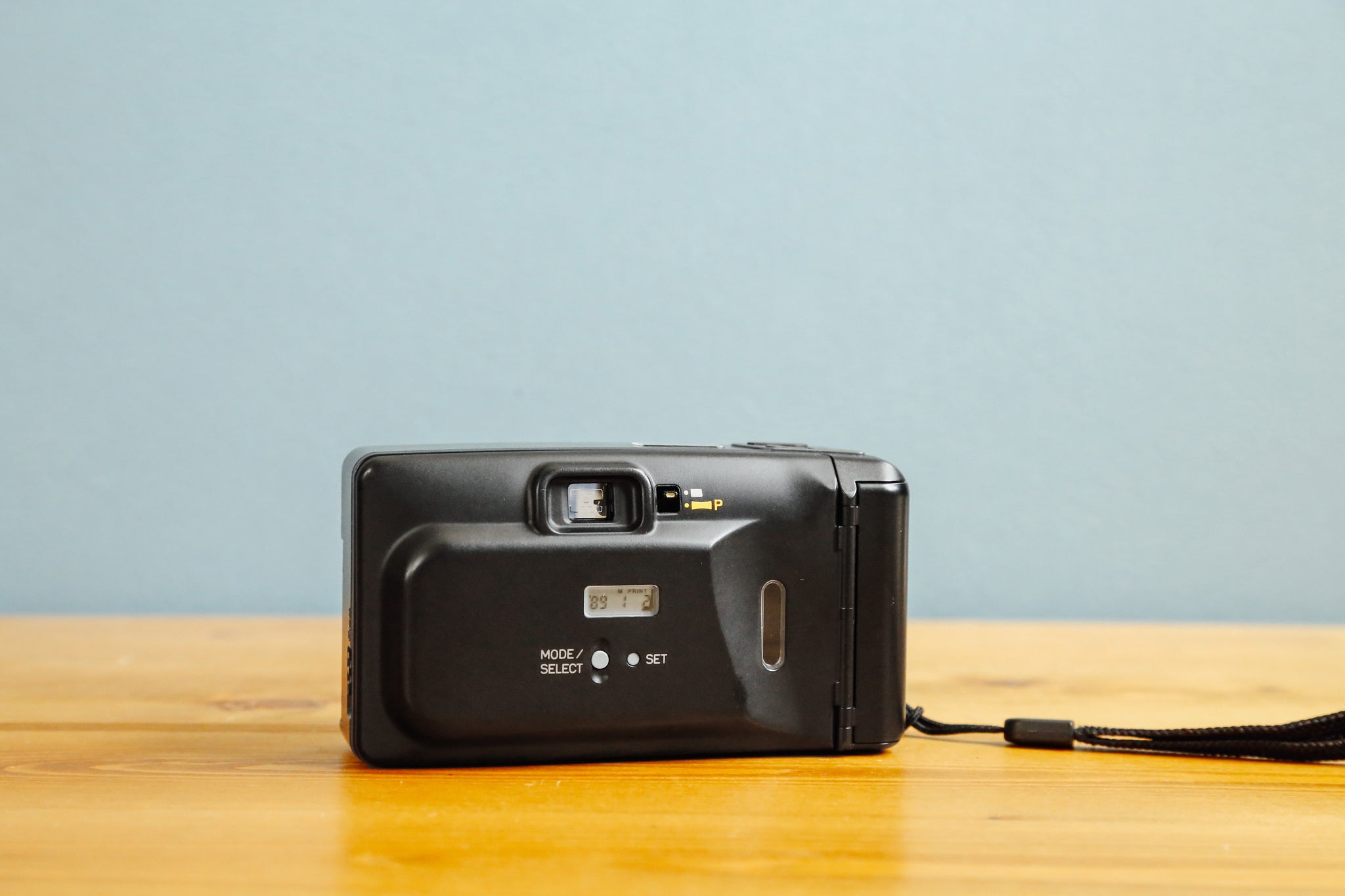 Kyocera P.mini3【完動品】 – Ein Camera