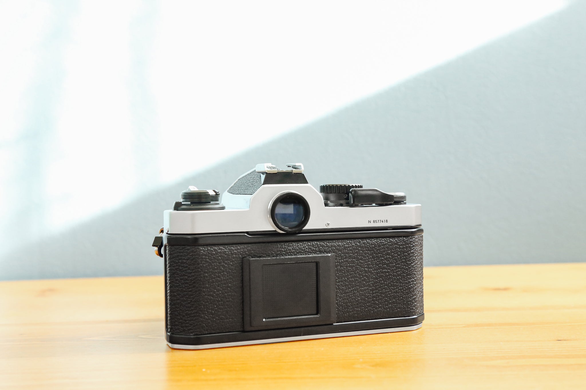 Nikon New FM2(SV)【完動品】【美品】 – Ein Camera