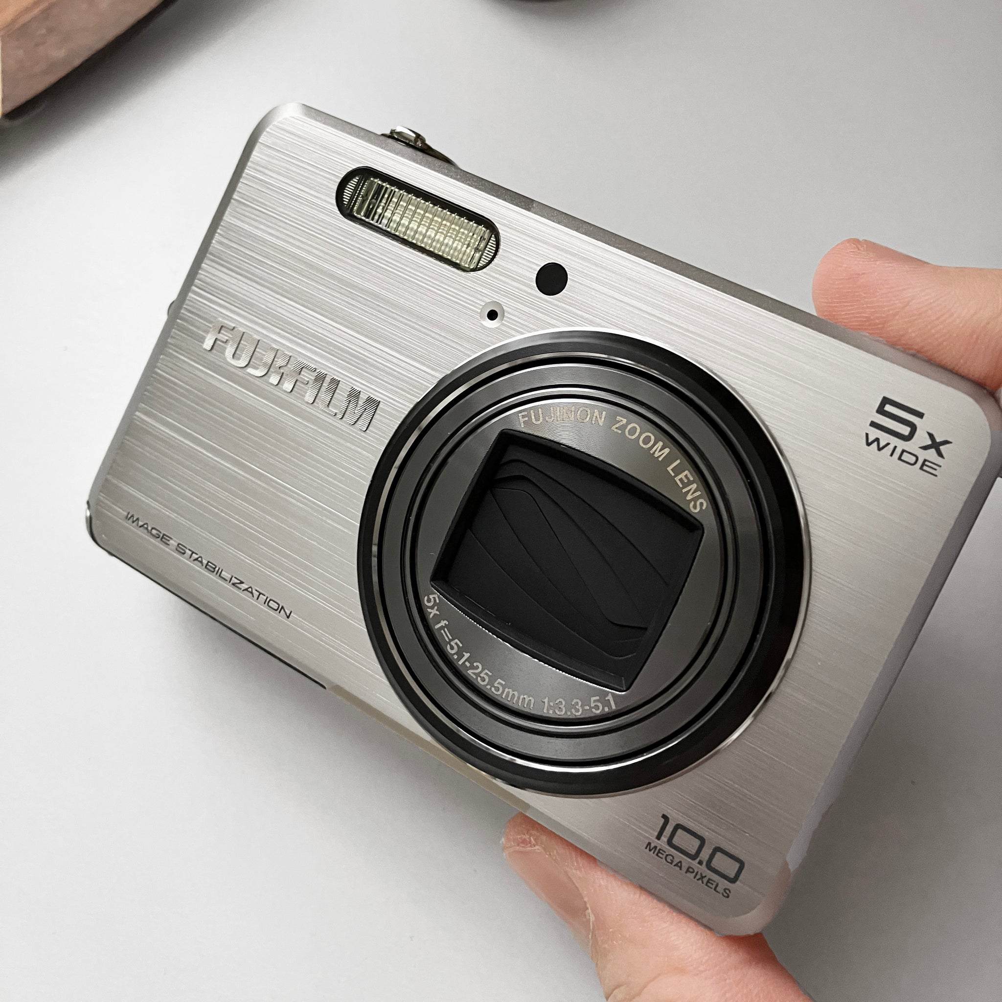富士フイルムFINE PIX J250可動美品！付属品ストラップ - デジタルカメラ